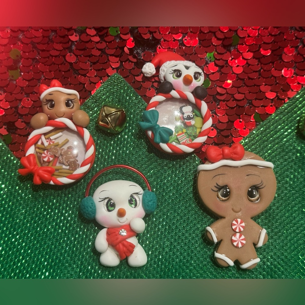 NWOT 4 piece magnet set!